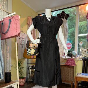 Vintage Taffeta dress with velvet ribbon accent- 30 inch waist